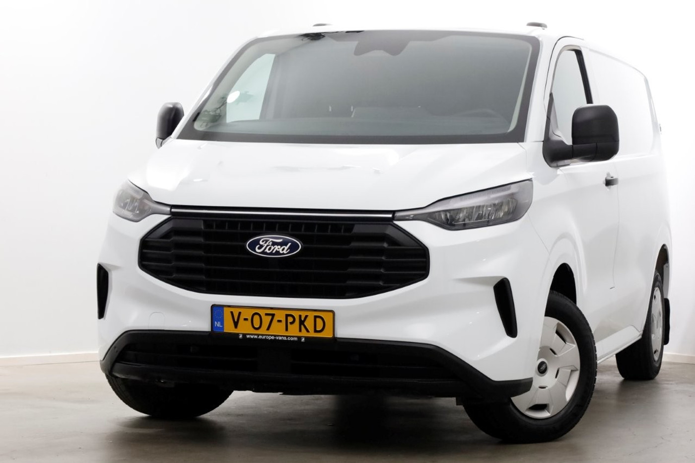 Ford Transit Custom 280 2.0 TDCI 136pk L1H1 Trend LED/Camera/Carplay 12-2023 2023 - voorkant