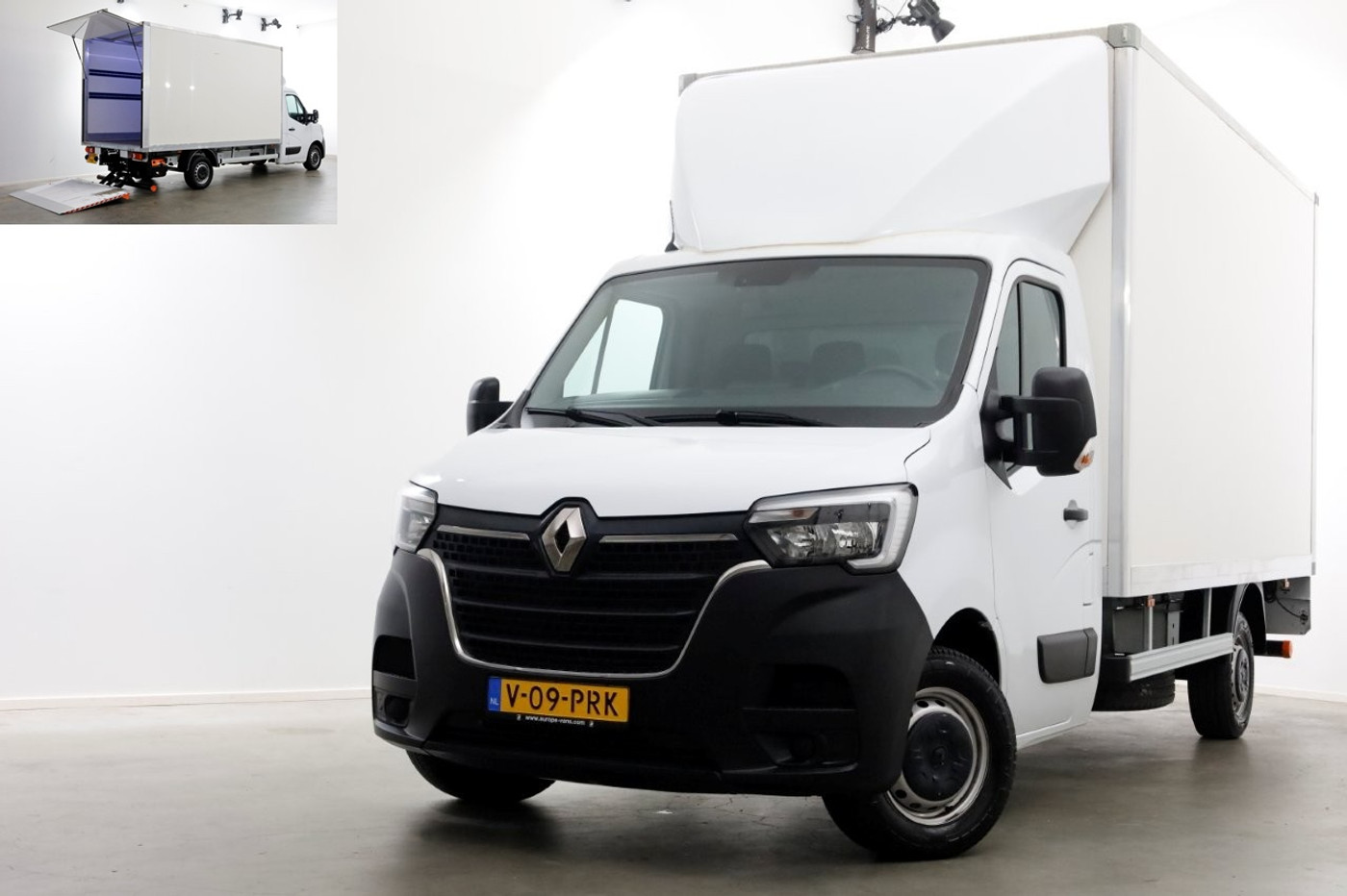 Renault Master T35 2.3 dCi 145pk Bakwagen met laadklep 04-2024 2024 - voorkant
