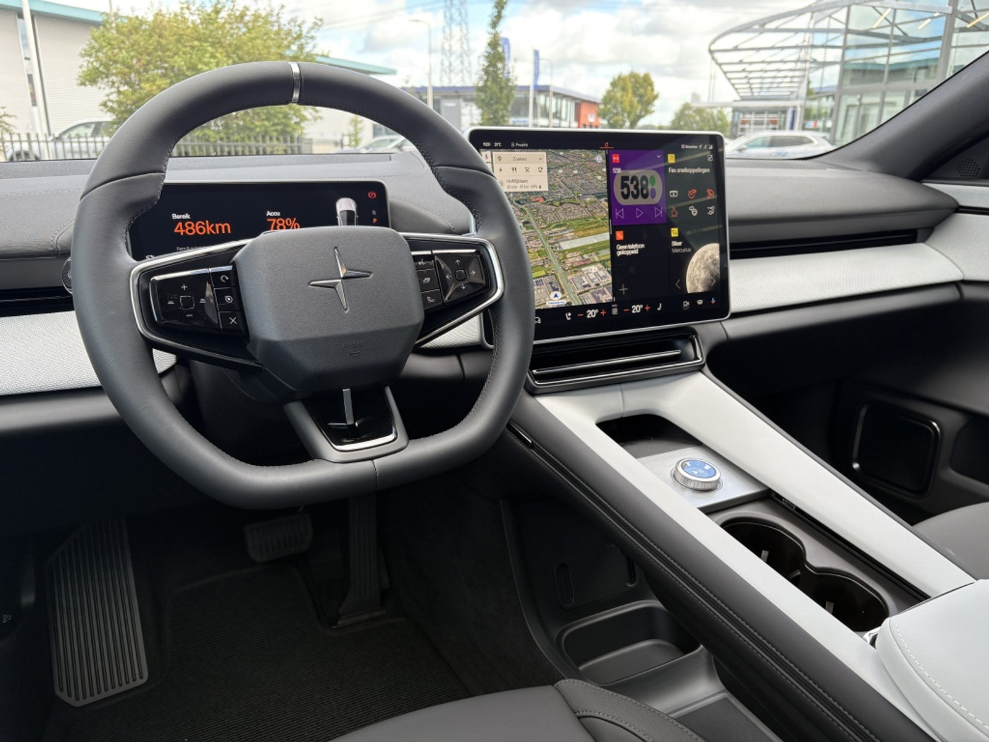 Foto van Polestar 4