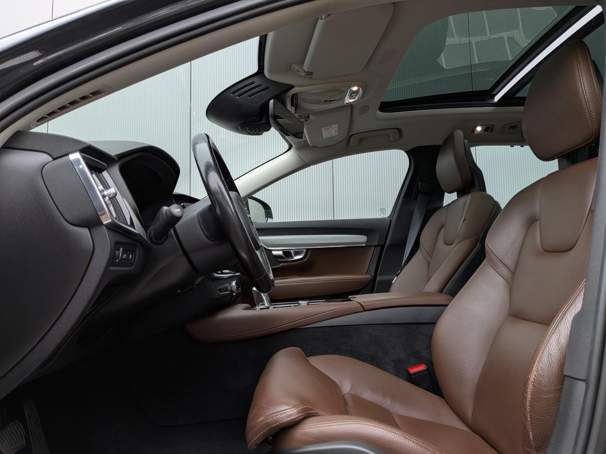 Foto van Volvo V90