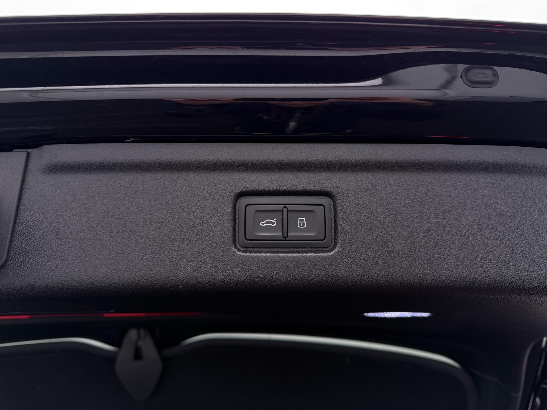 Foto van Audi A6 Avant E-tron