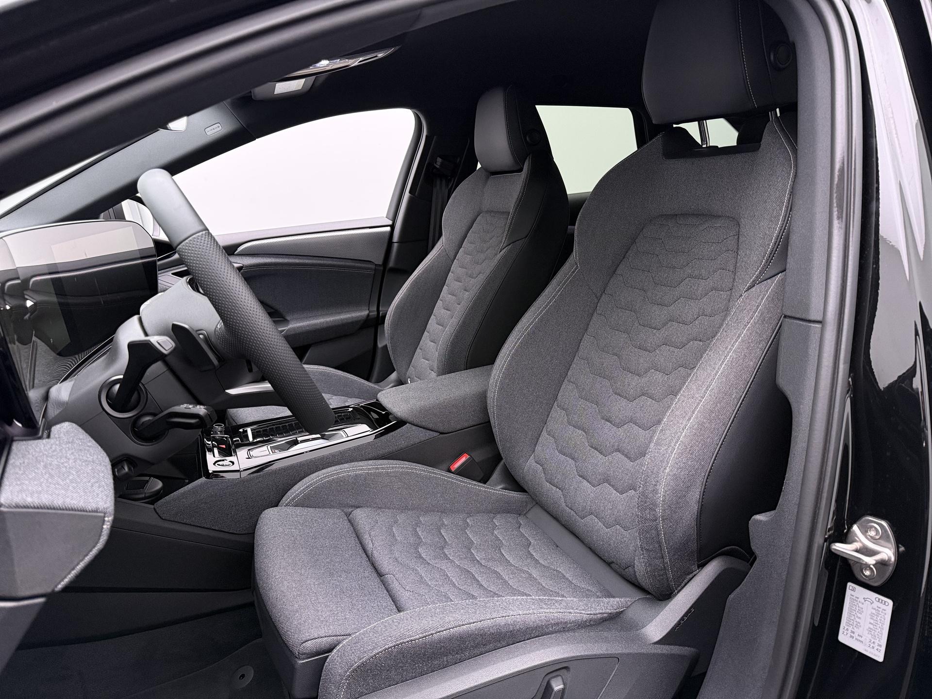 Foto van Audi A6 Avant E-tron