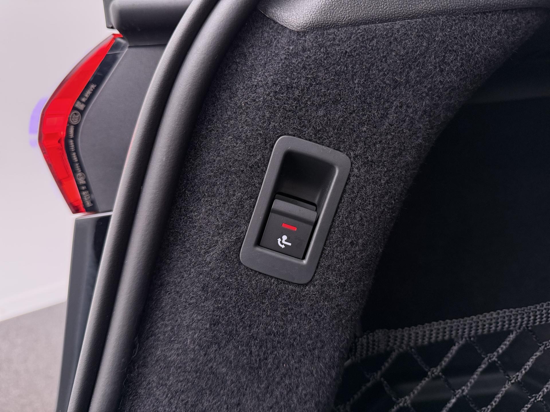 Foto van Audi A6 Avant E-tron