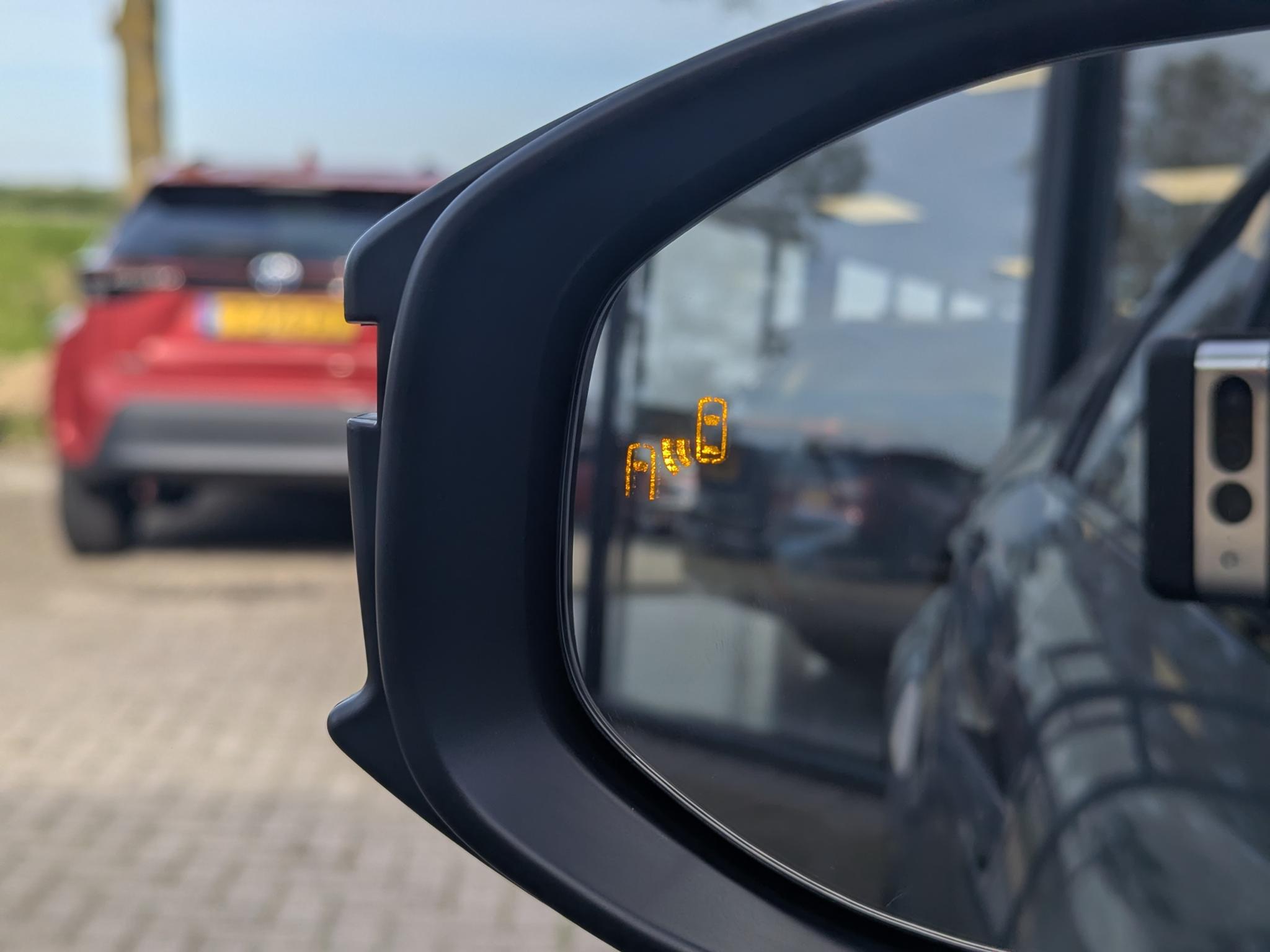 Foto van Toyota C-hr