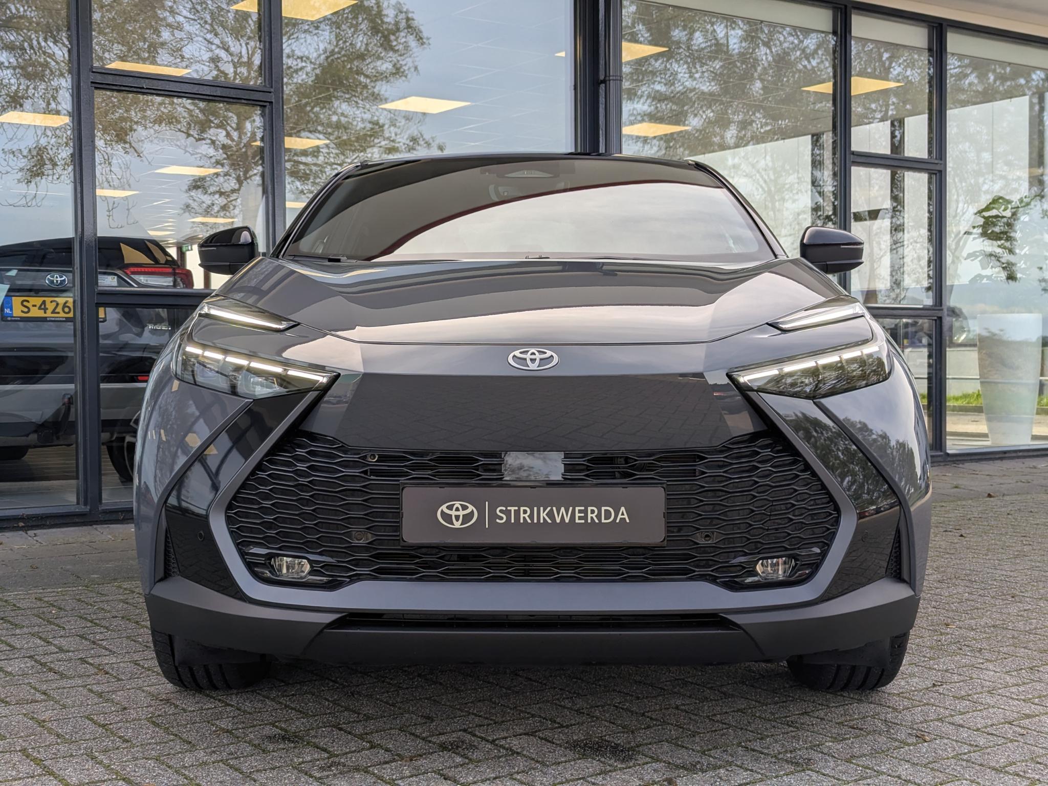 Foto van Toyota C-hr