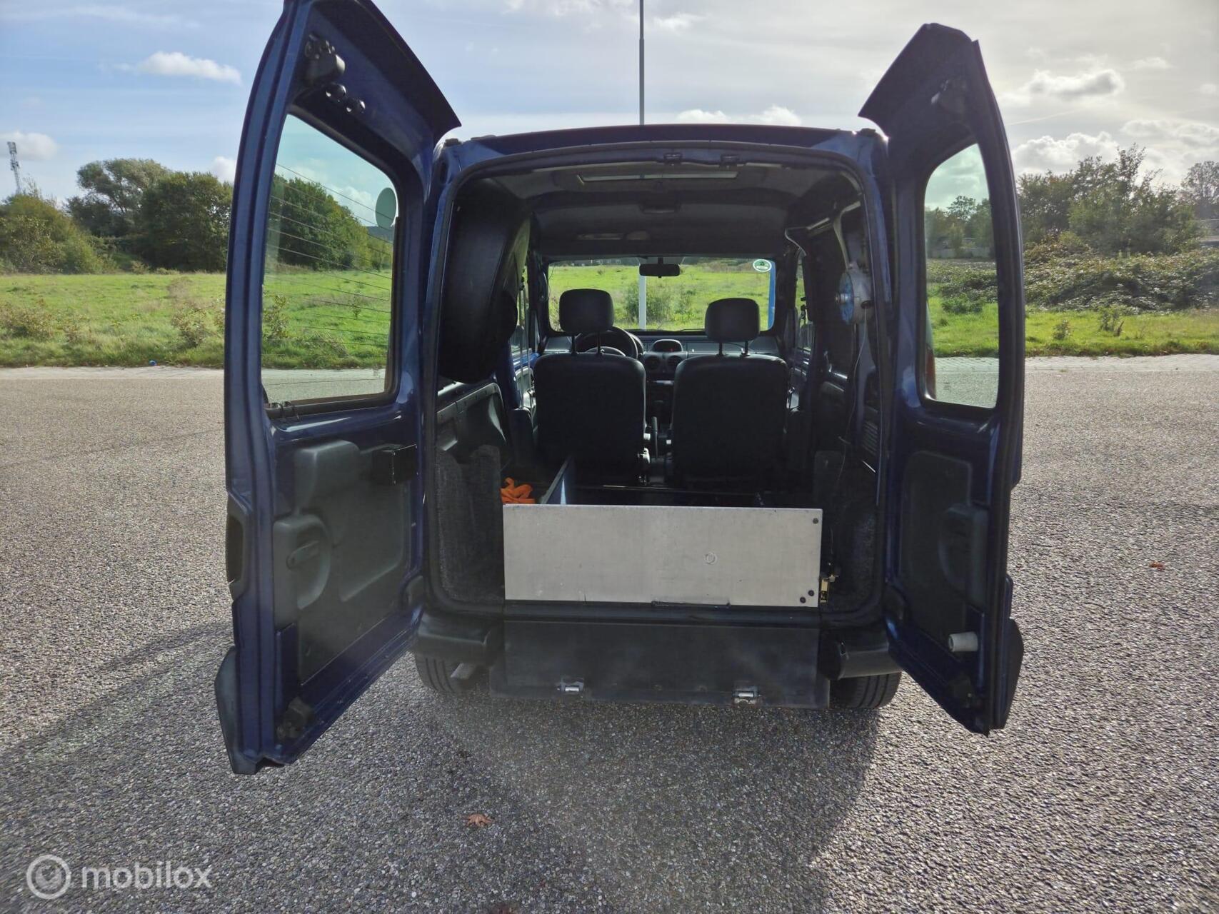 Foto van Renault Kangoo 1.4 Aut