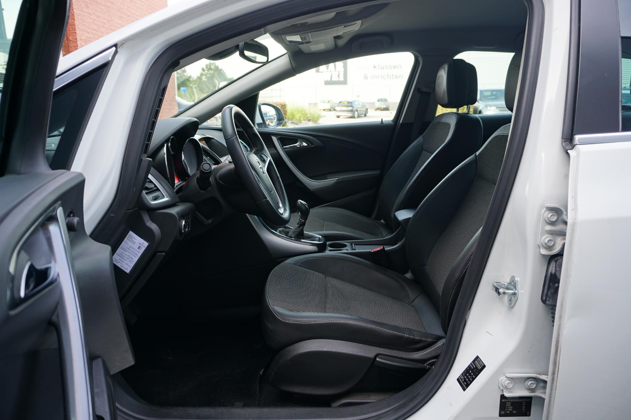 Foto van Opel Astra Sports Tourer