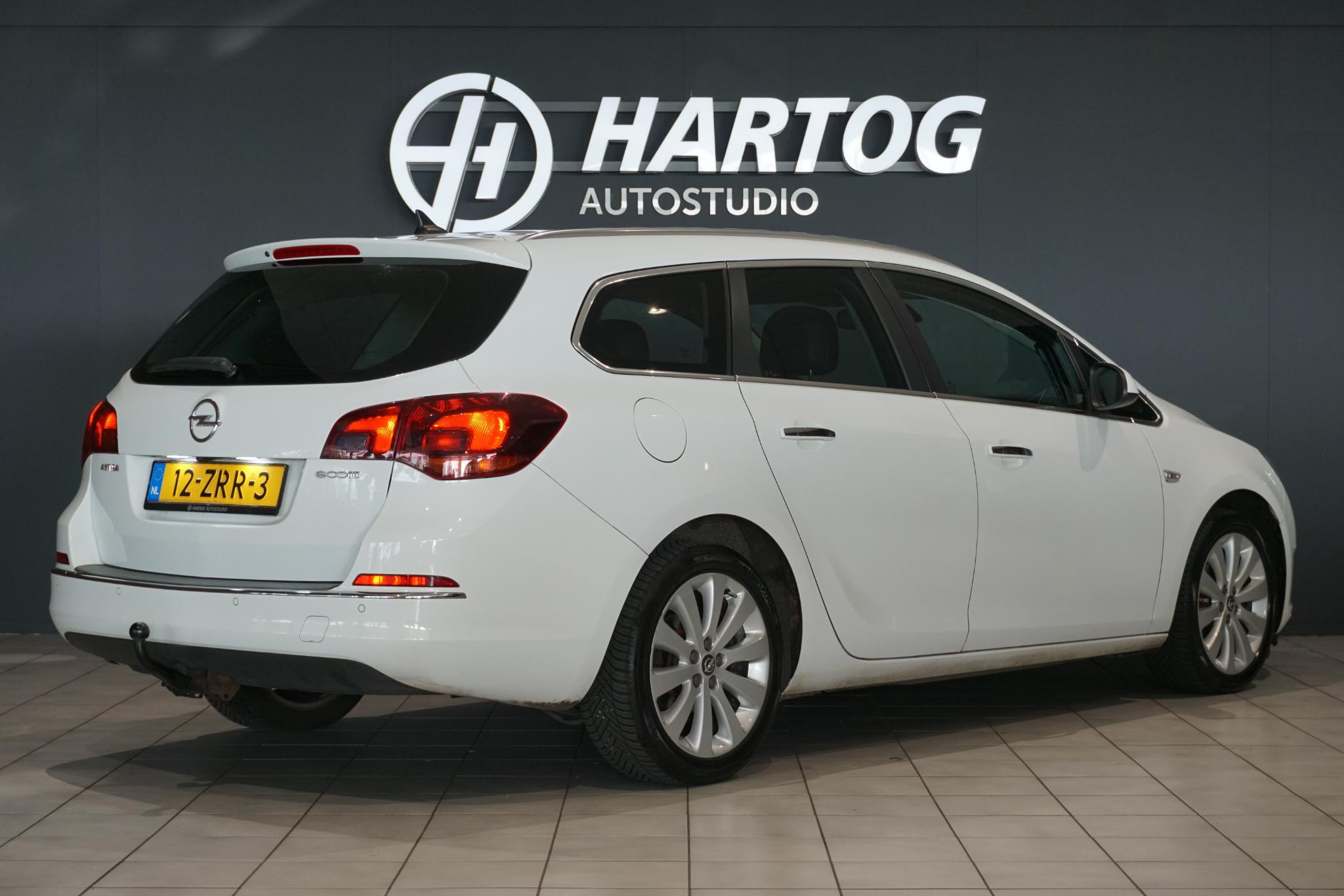 Foto van Opel Astra Sports Tourer