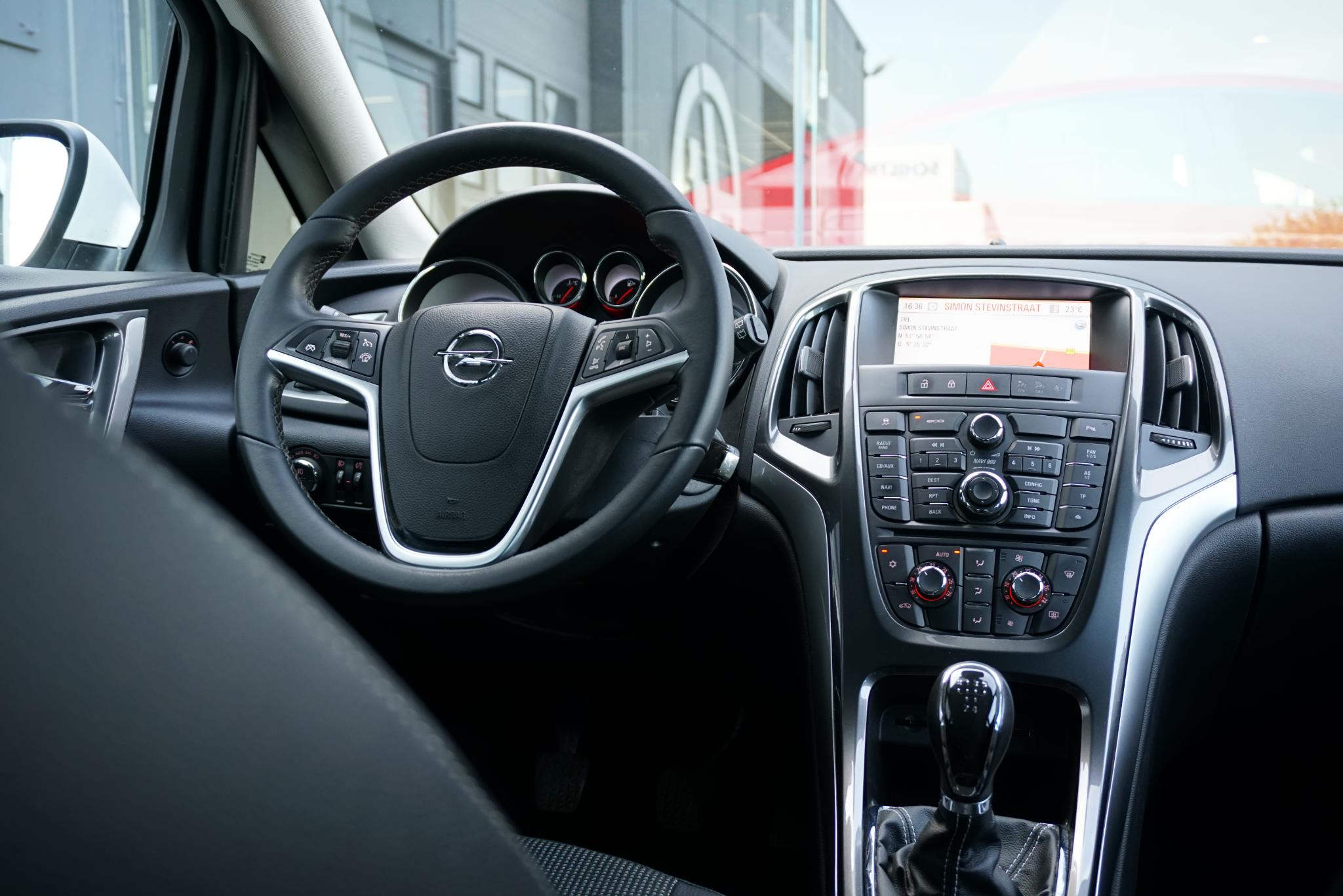 Foto van Opel Astra Sports Tourer