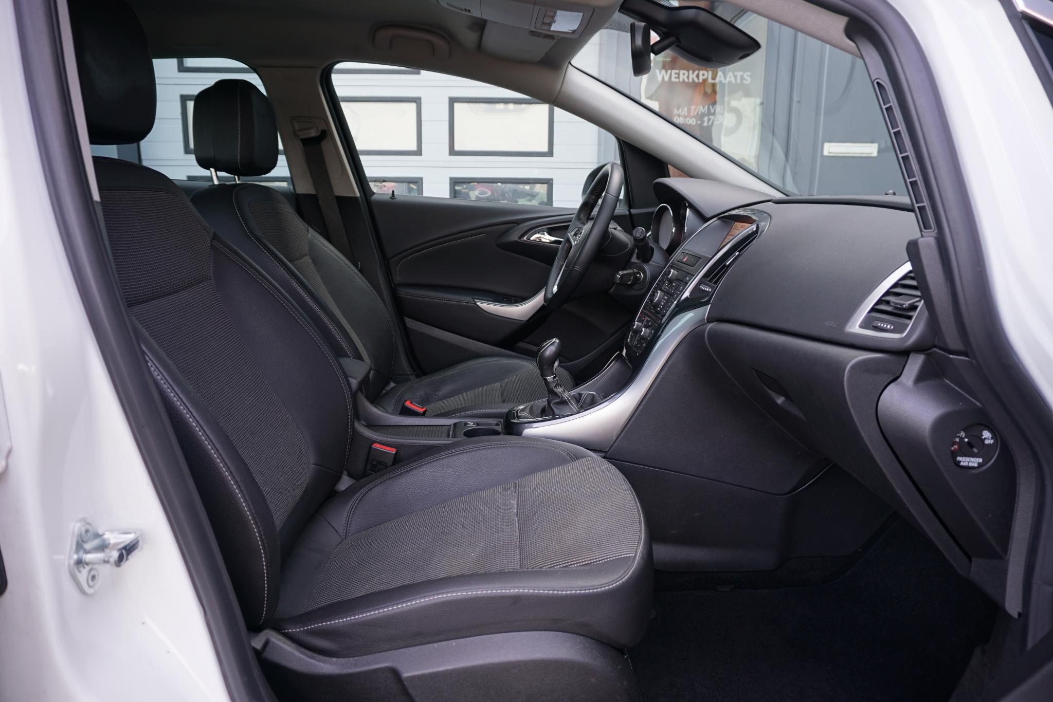 Foto van Opel Astra Sports Tourer