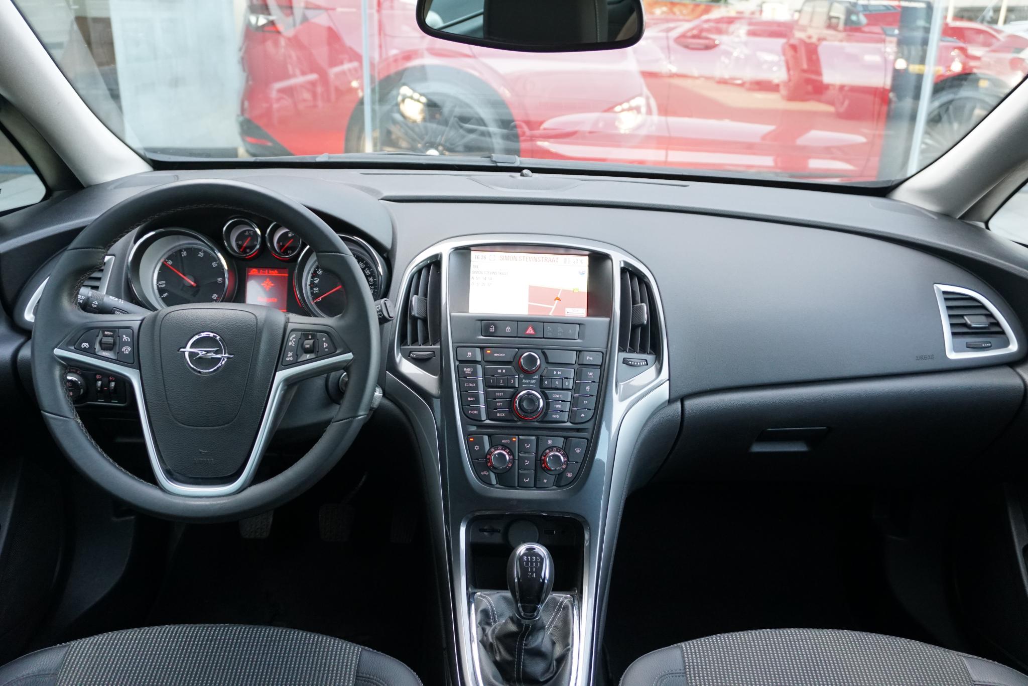 Foto van Opel Astra Sports Tourer