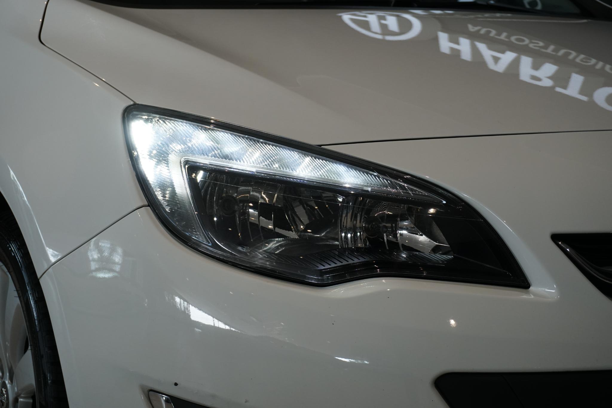 Foto van Opel Astra Sports Tourer