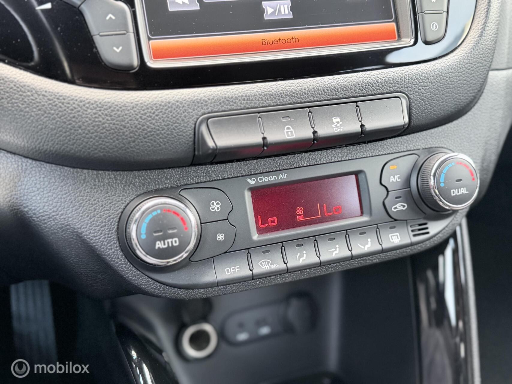 Foto van Kia Cee D