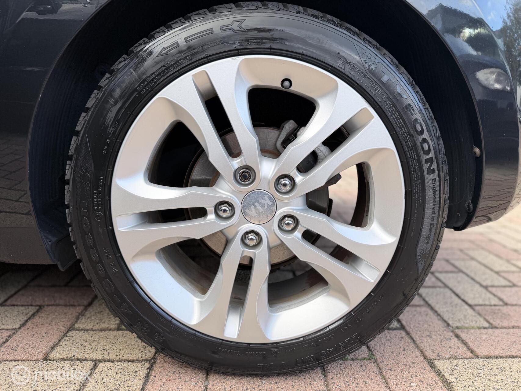 Foto van Kia Cee D