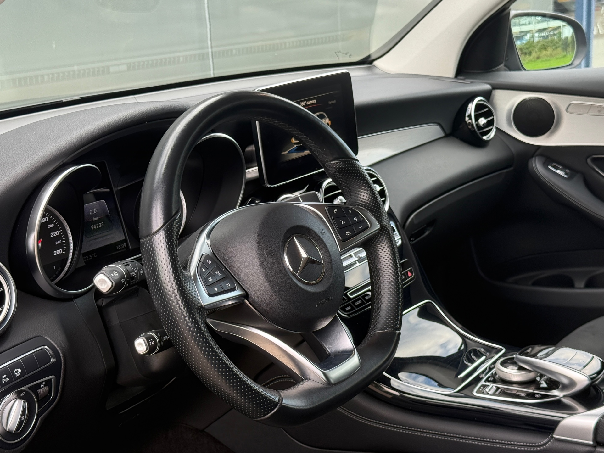 Foto van Mercedes-Benz GLC 250 4Matic