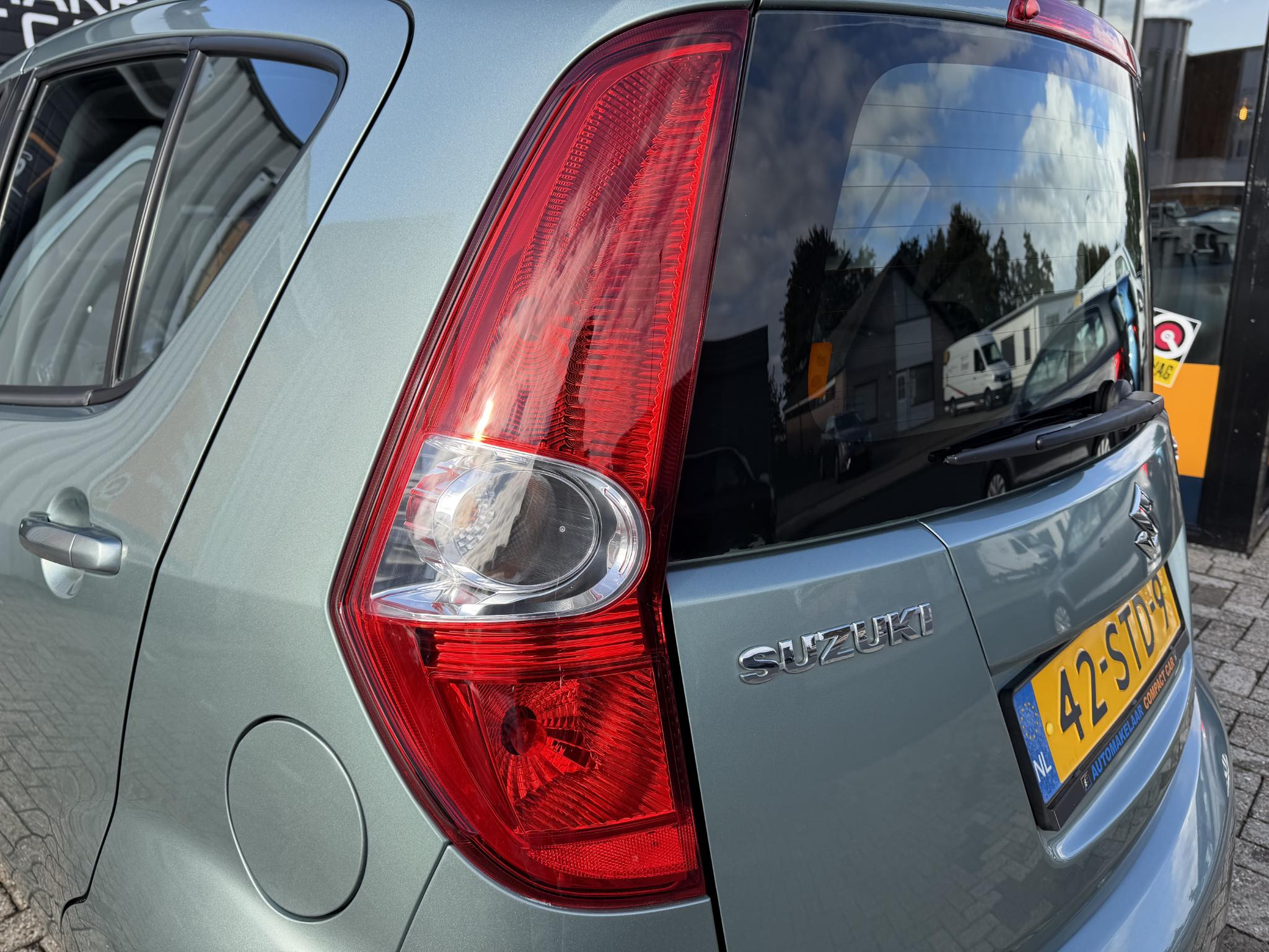 Foto van Suzuki Splash
