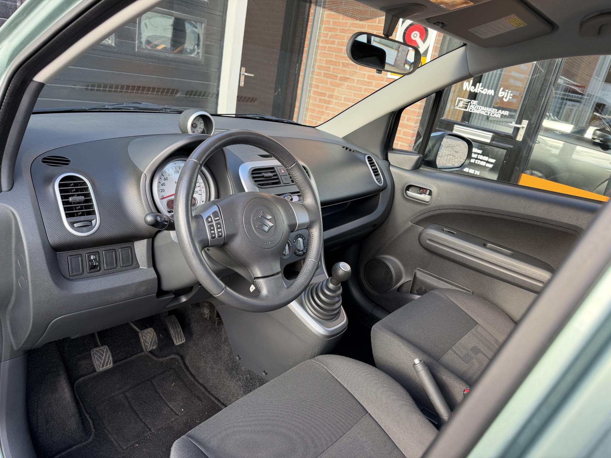 Foto van Suzuki Splash