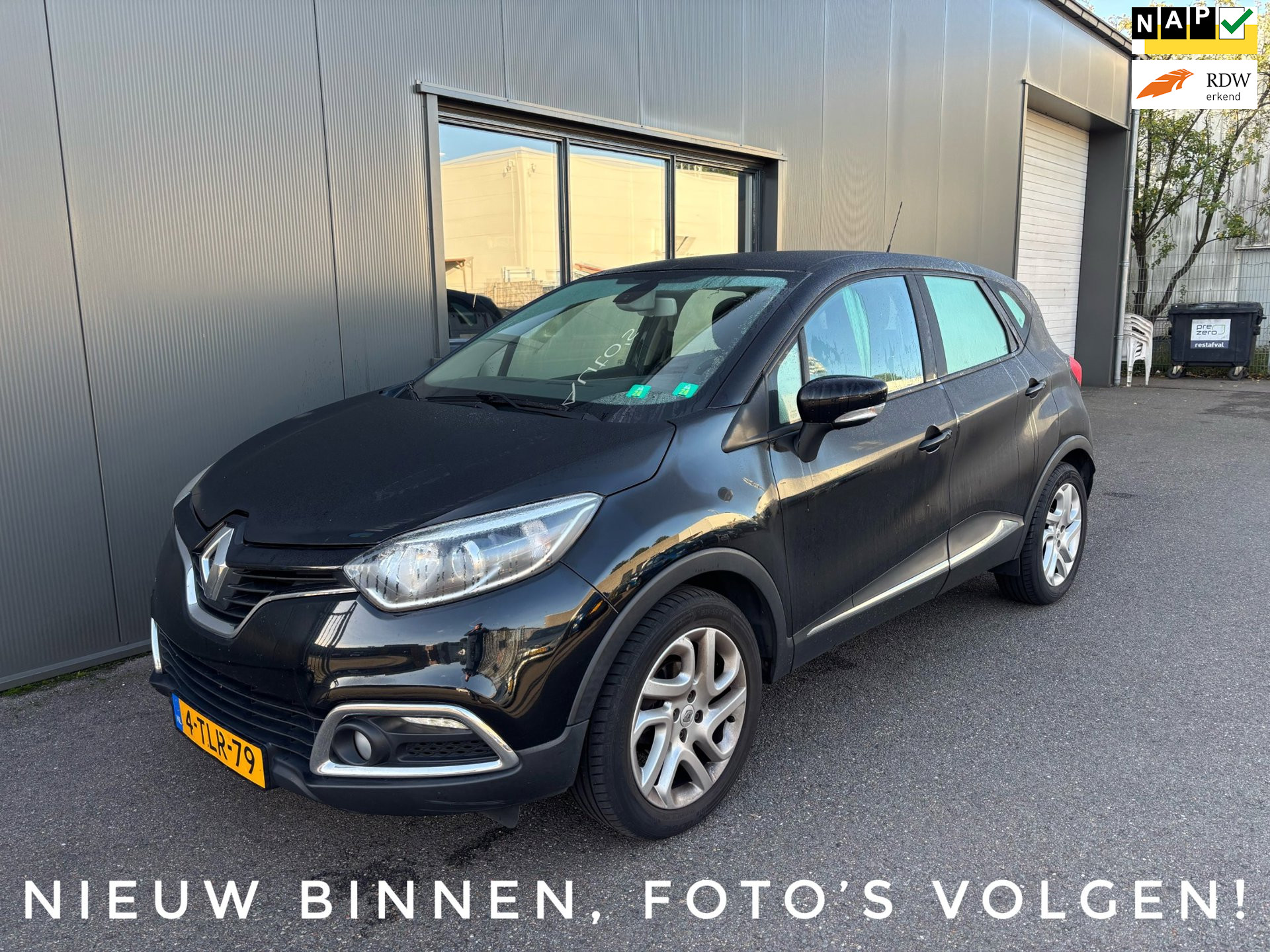 Renault Captur TCe 90 Dynamique / Navigatie / Trekhaak! 2014 - voorkant