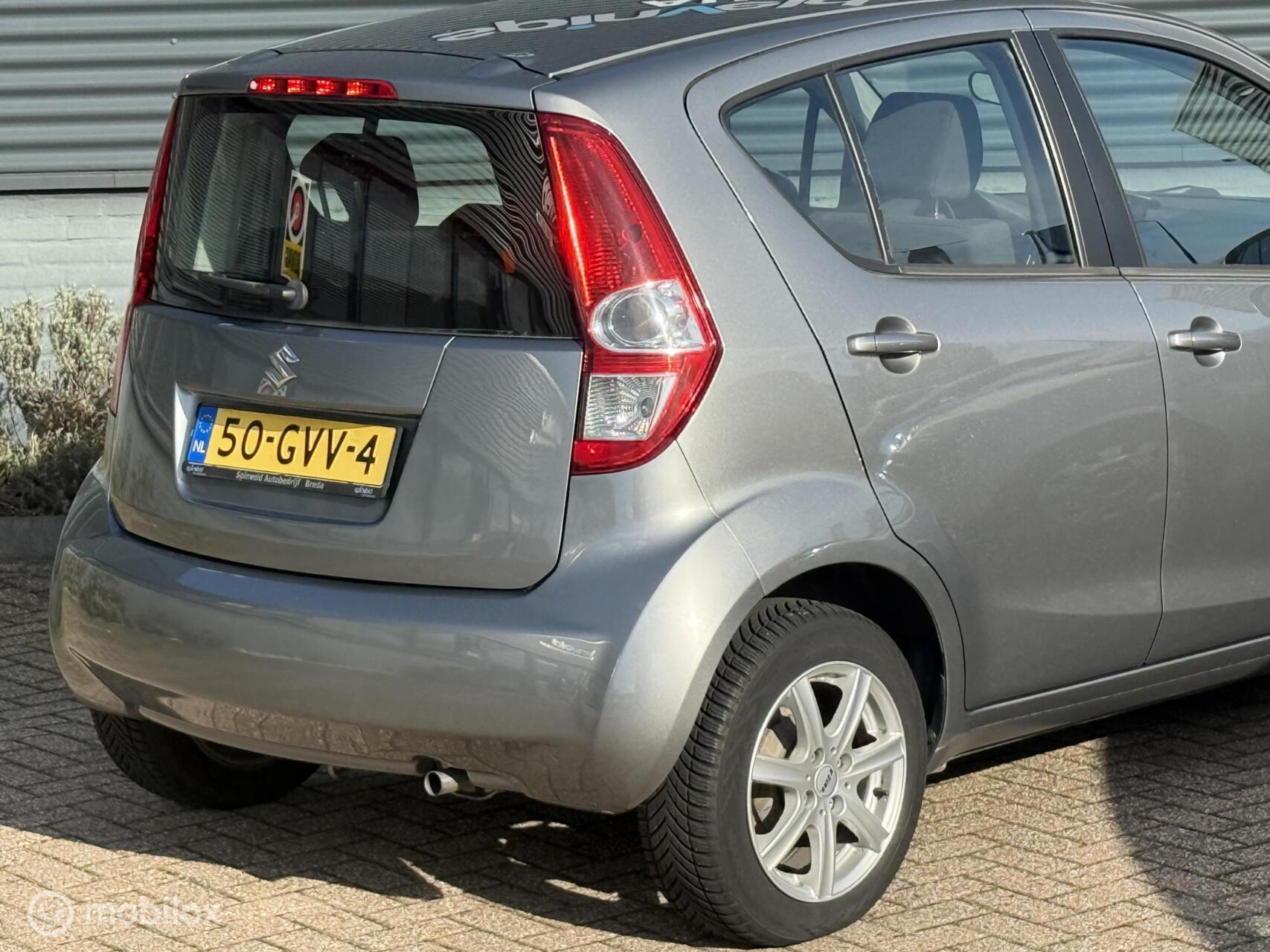 Foto van Suzuki Splash