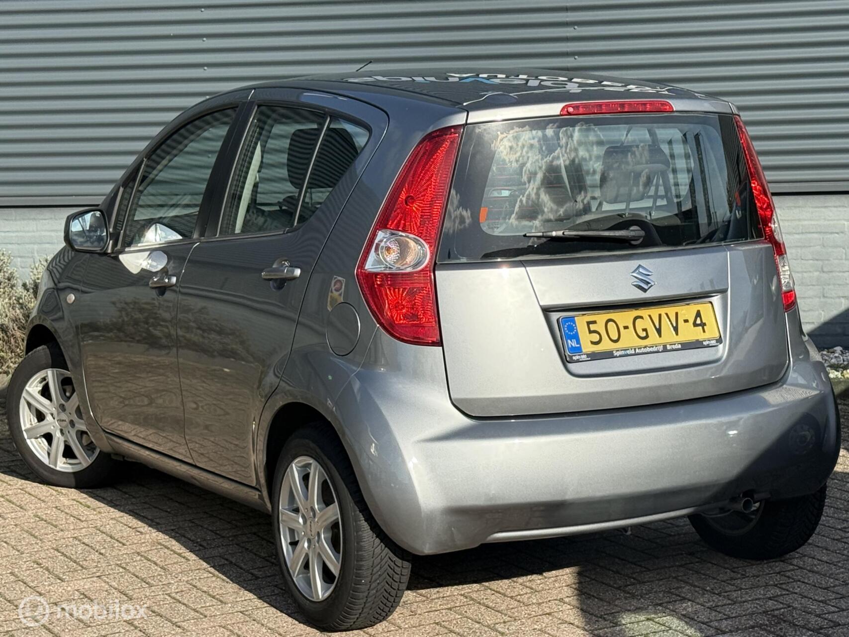 Foto van Suzuki Splash