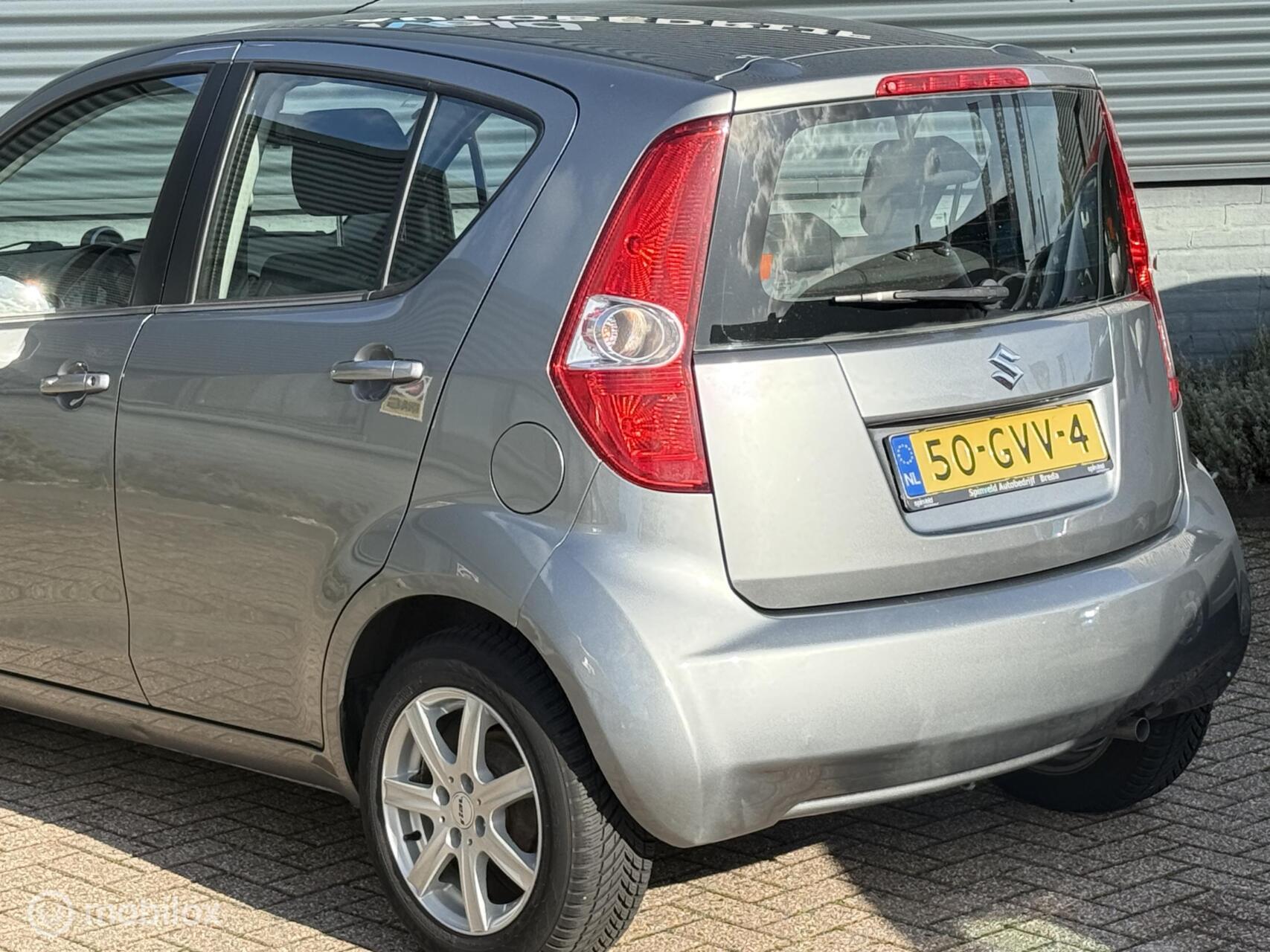 Foto van Suzuki Splash