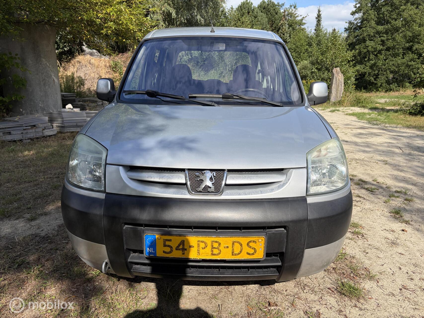 Foto van Peugeot Partner