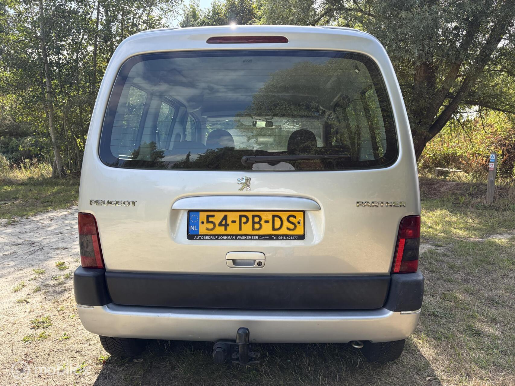 Foto van Peugeot Partner