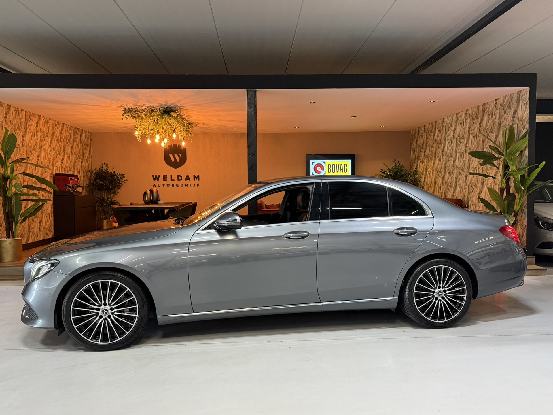 Foto van Mercedes-Benz E 200