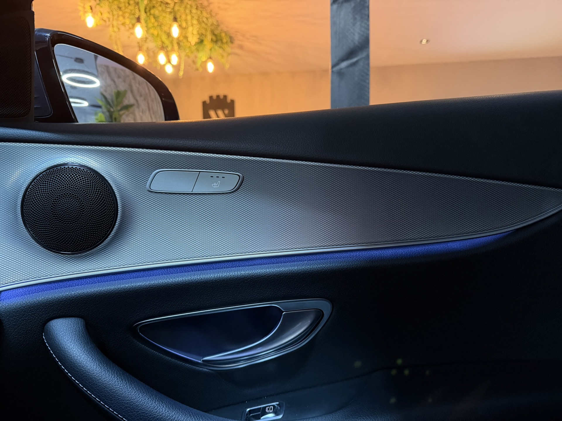 Foto van Mercedes-Benz E 200