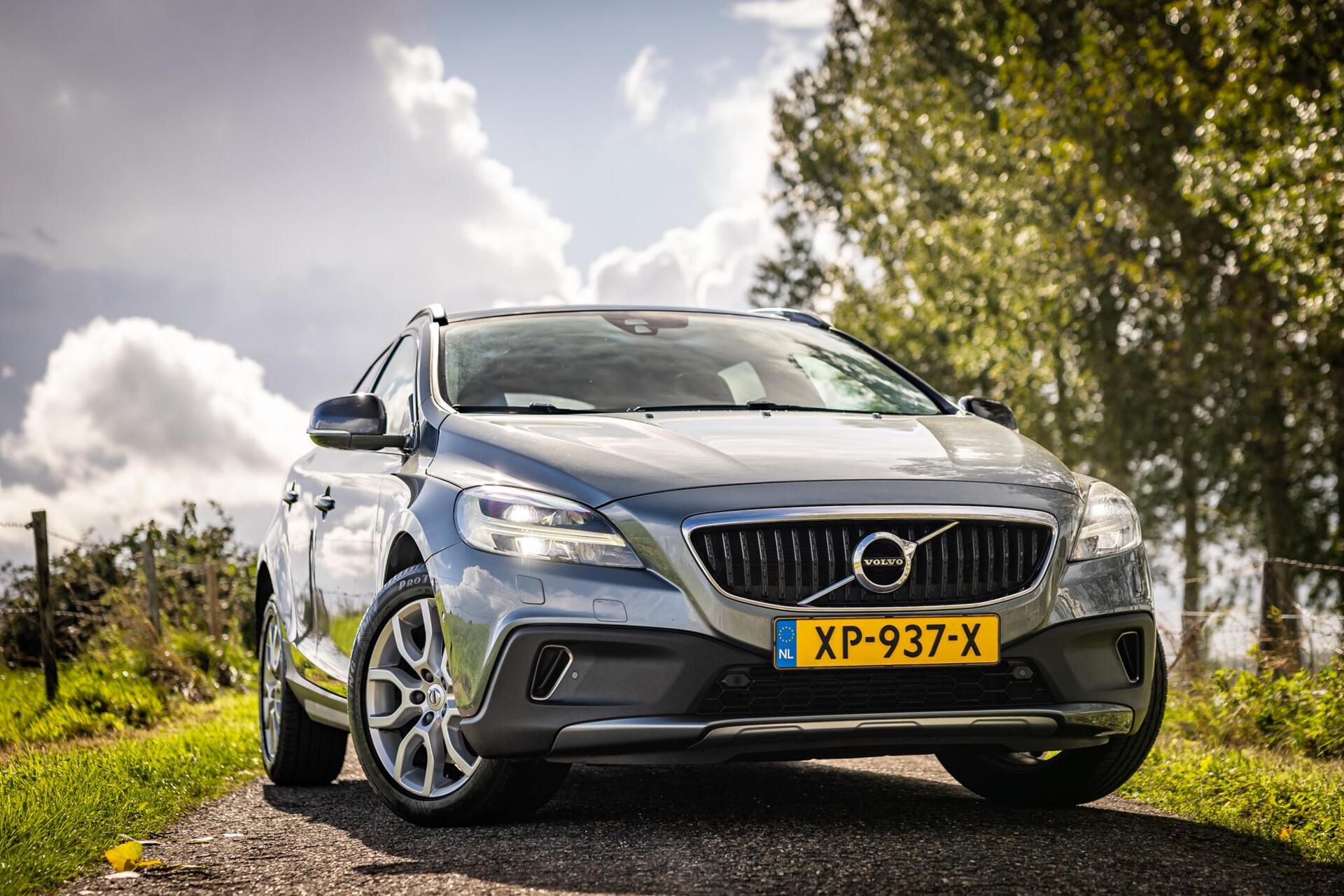 Foto van Volvo V40 Cross Country