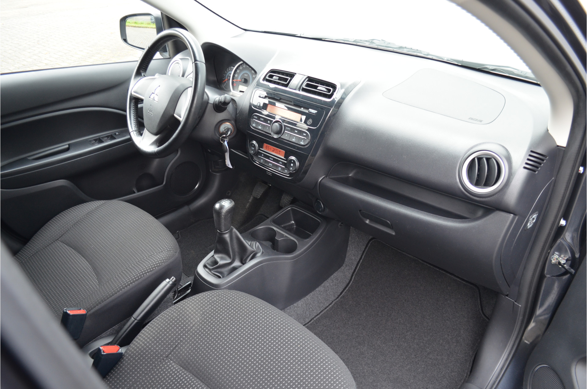 Foto van Mitsubishi Mitsubishi Space Star