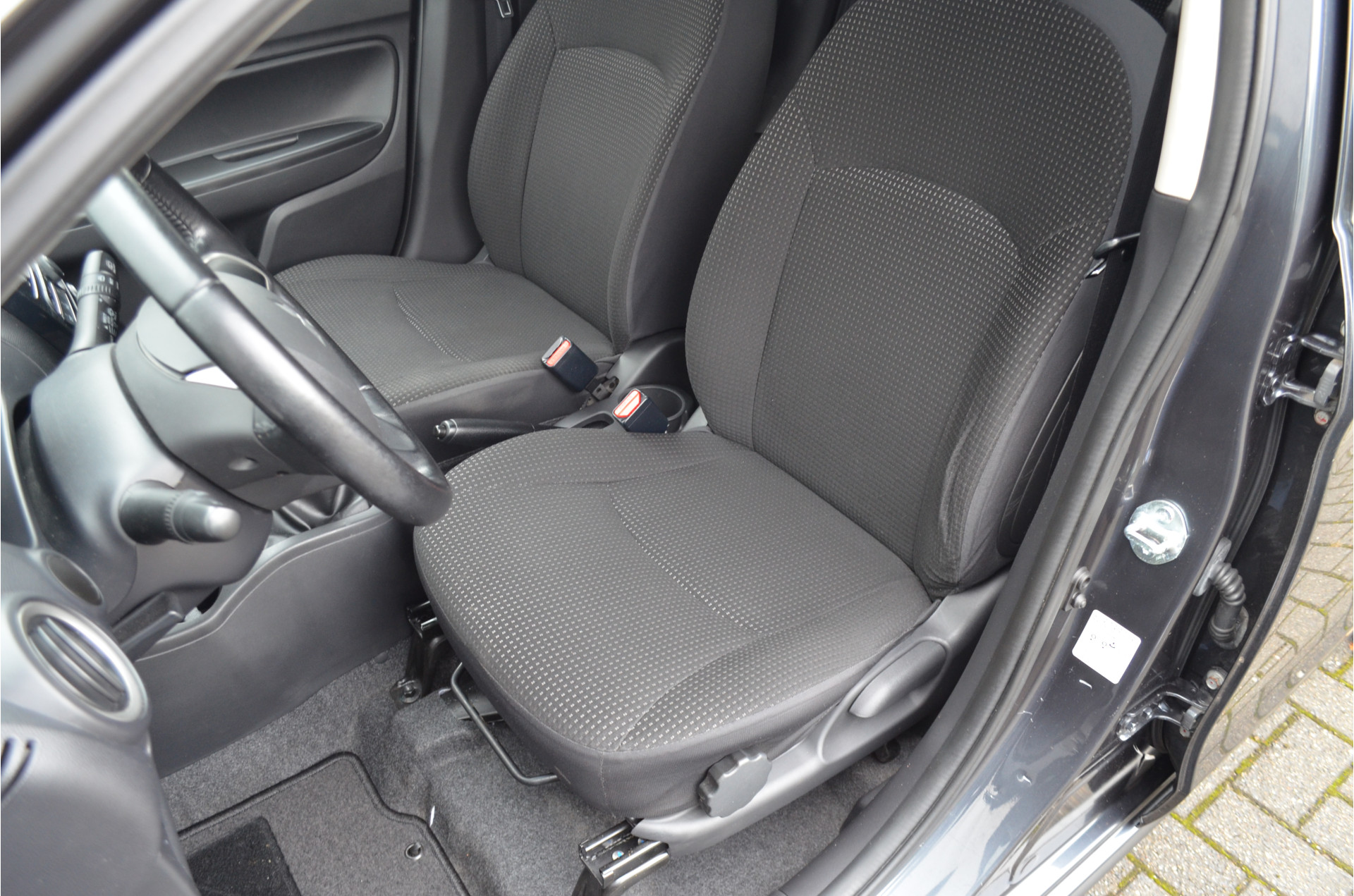 Foto van Mitsubishi Mitsubishi Space Star