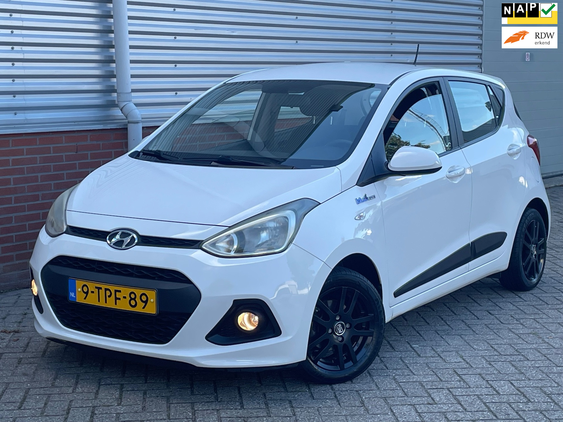 Hyundai I10 1.0i Go! Navigatie Airco 1E Eigenaar Nette Auto 2014 - voorkant