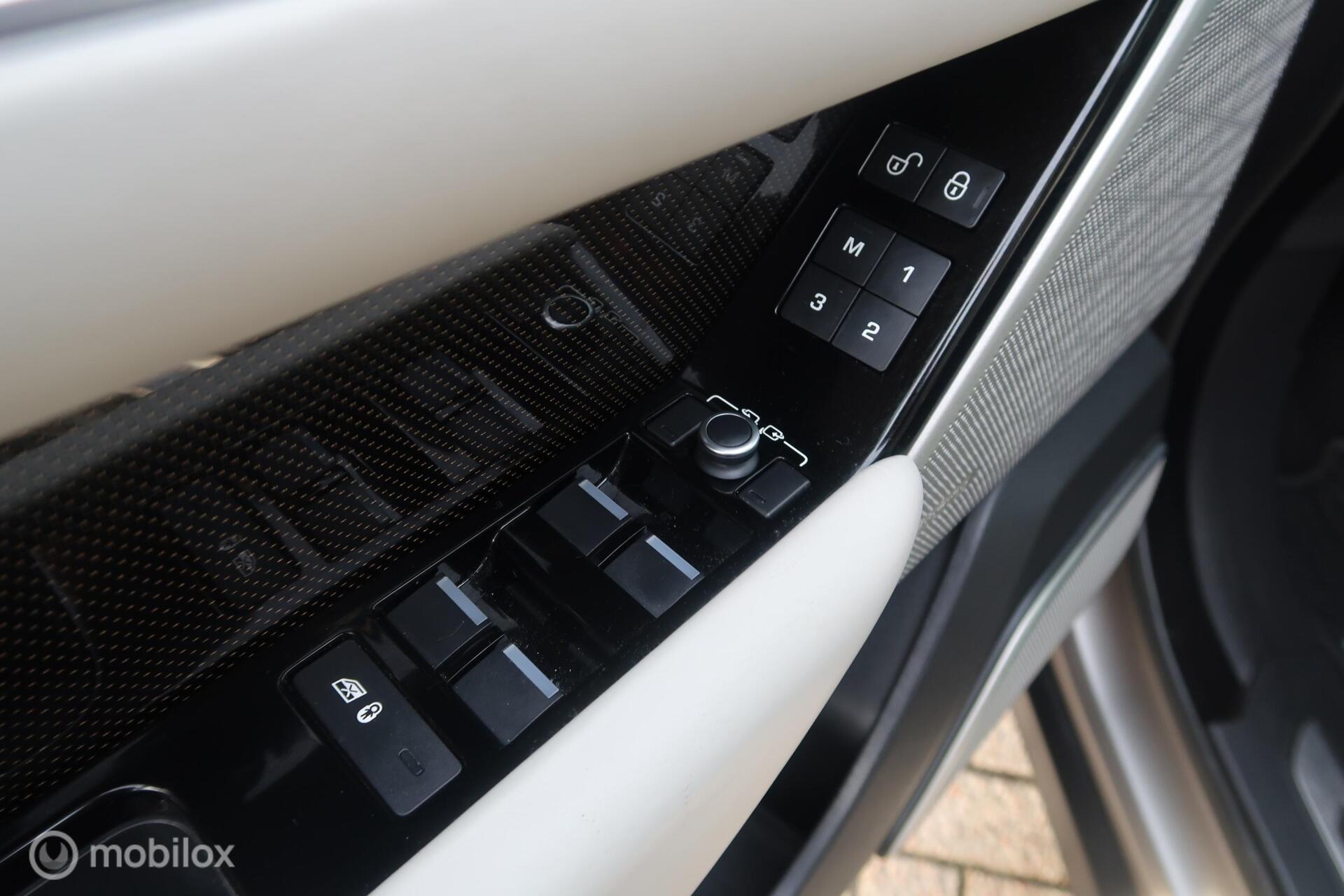 Foto van Land Rover Range Rover Velar