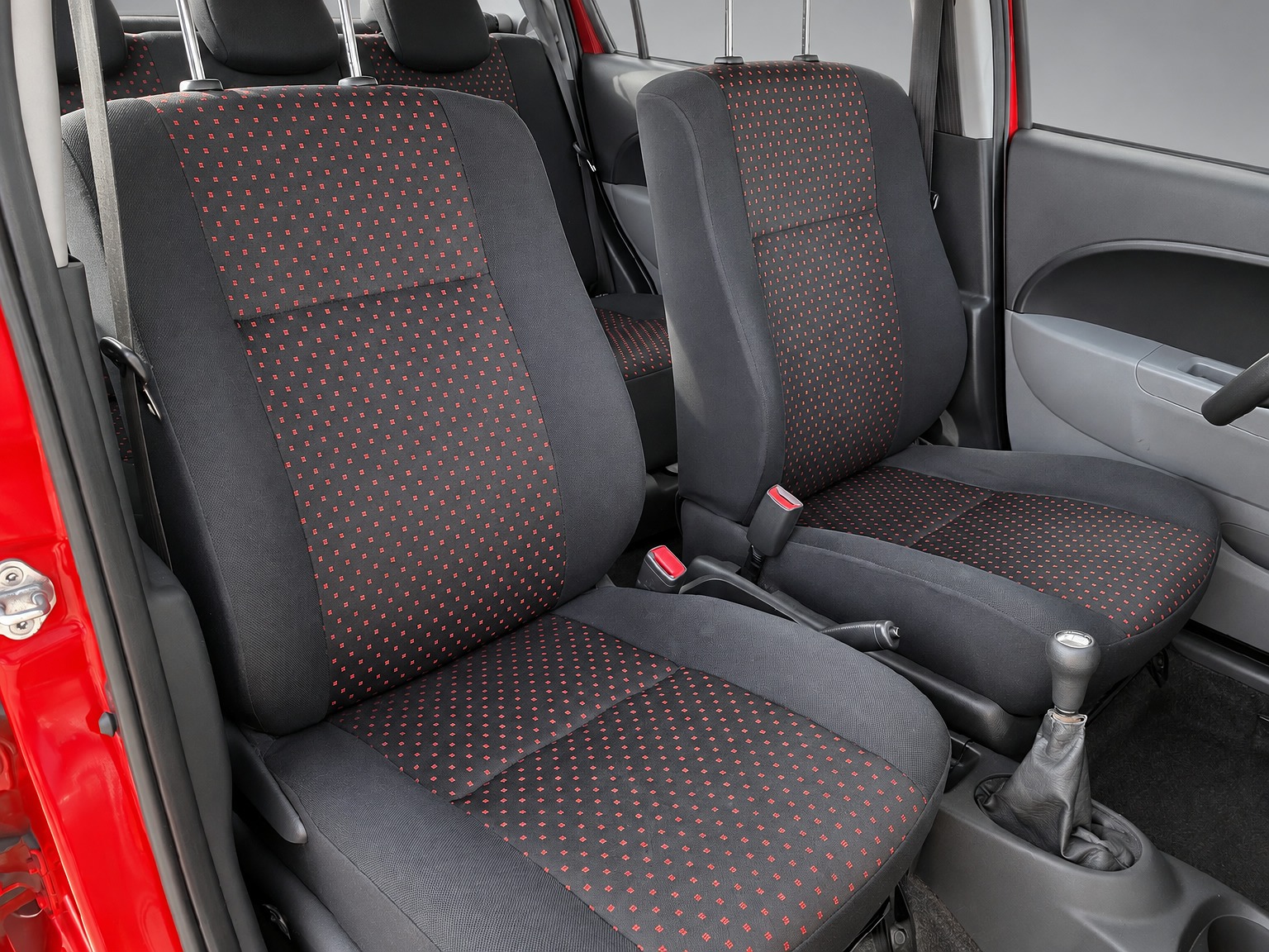 Foto van Daihatsu Sirion 2