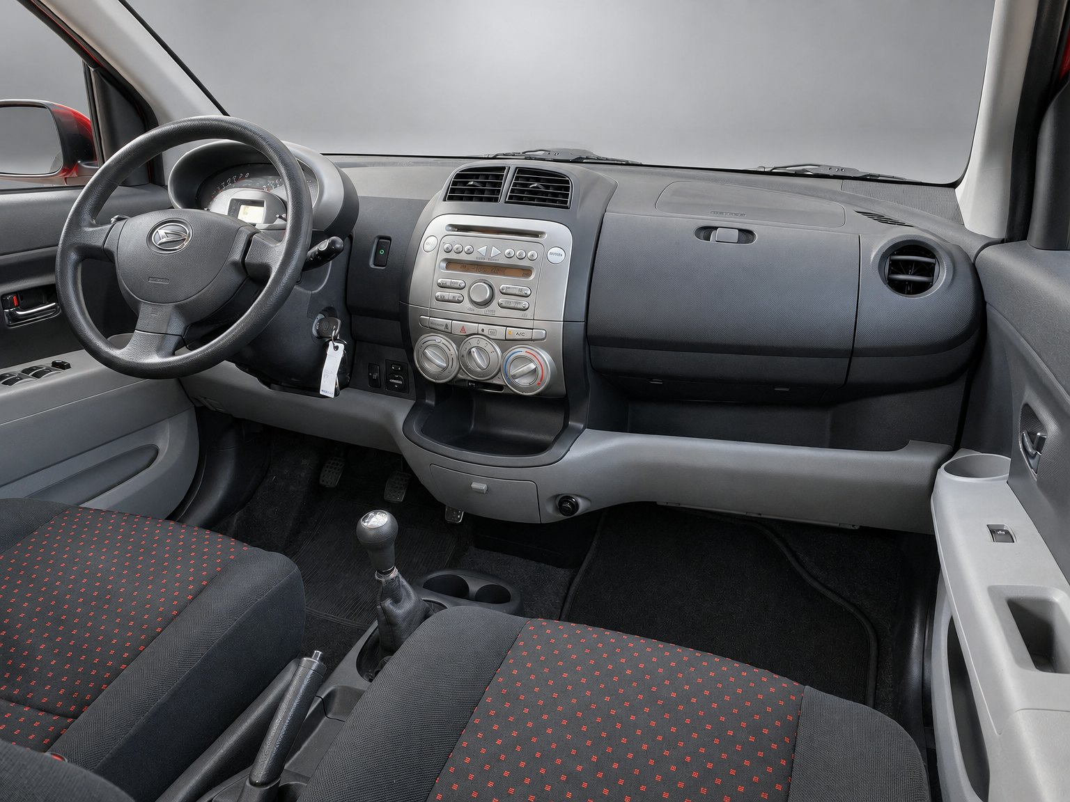 Foto van Daihatsu Sirion 2