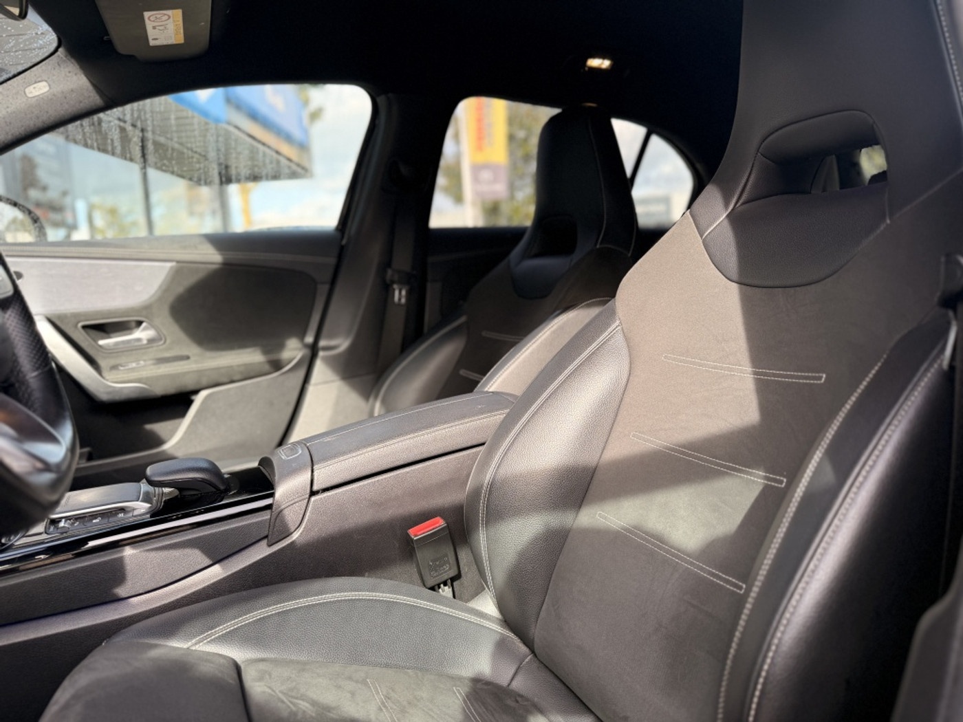 Foto van Mercedes-Benz A 250 E