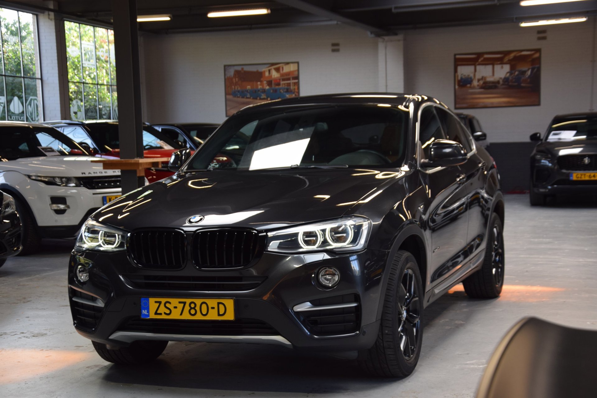 Foto van BMW X4 Xdrive20i