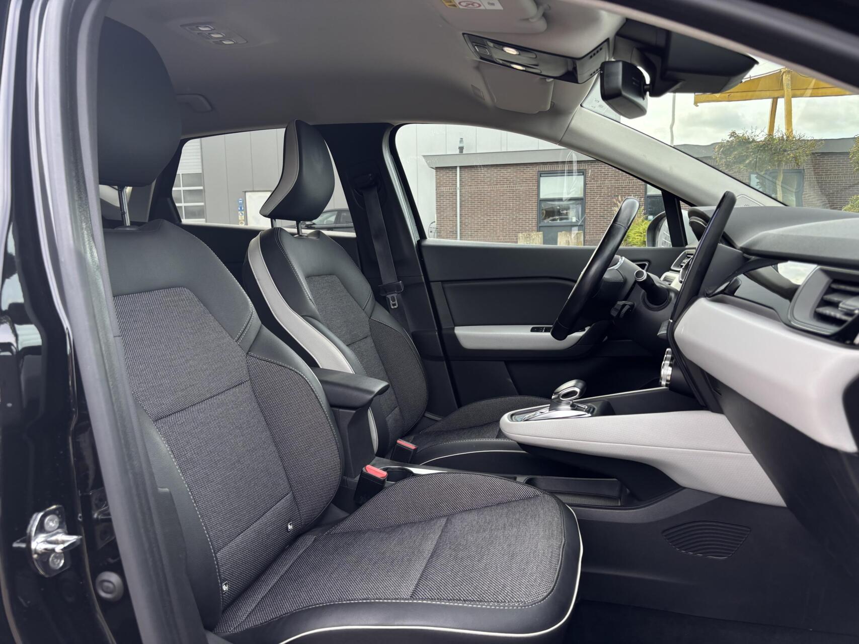 Foto van Renault Captur E-tech Plug-in Hybrid