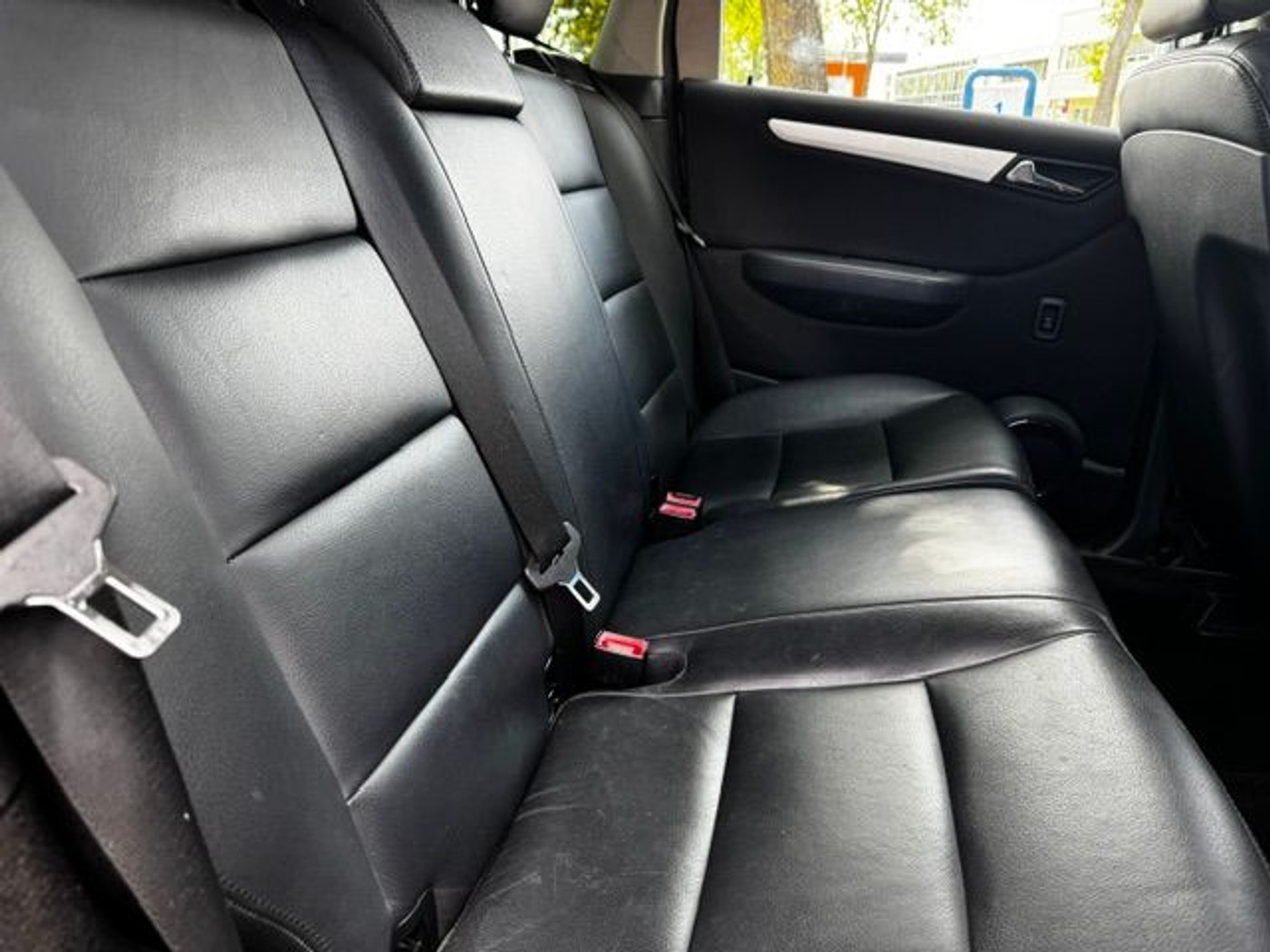 Foto van Mercedes-Benz B 200