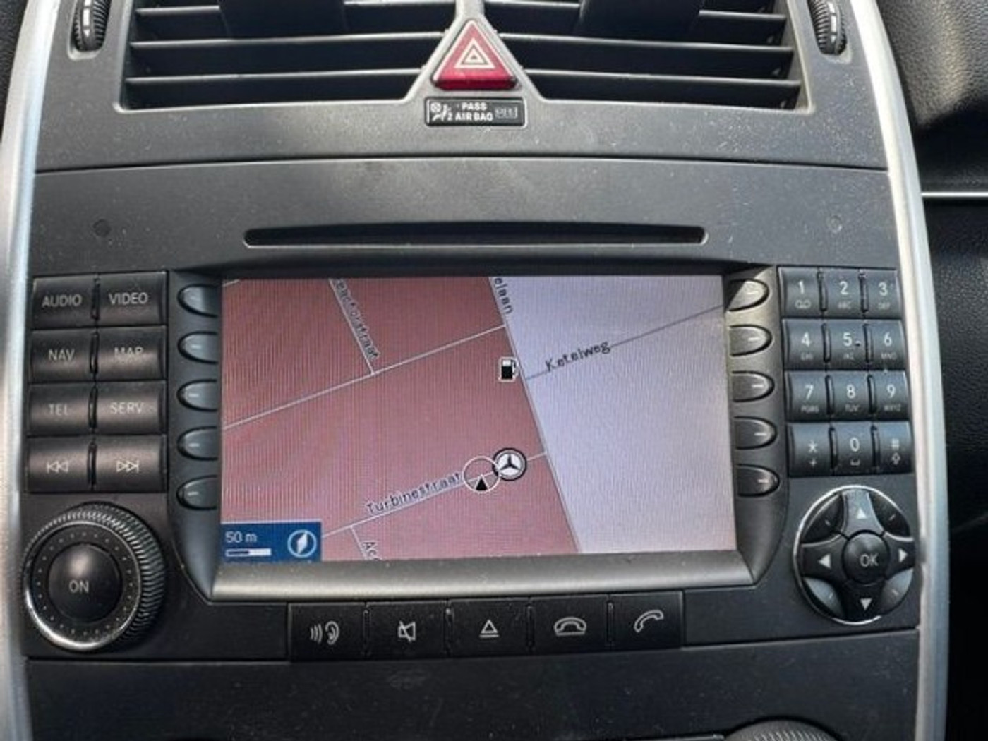 Foto van Mercedes-Benz B 200