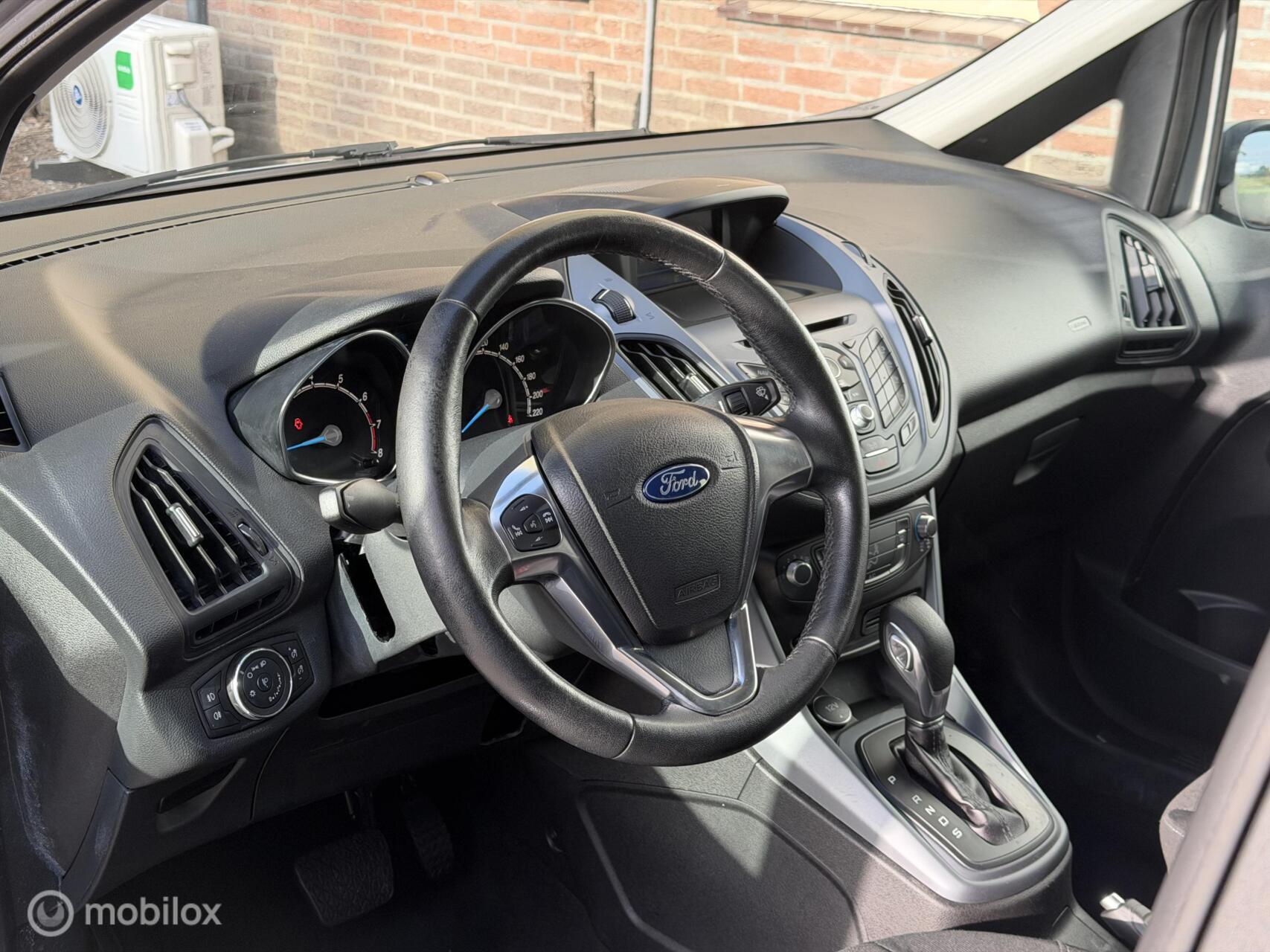Foto van Ford B-max