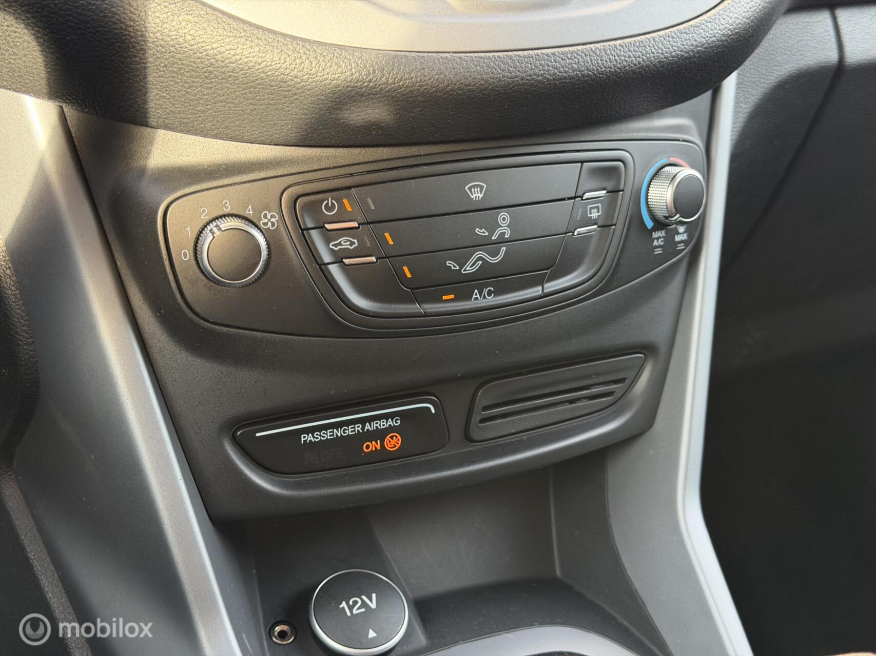 Foto van Ford B-max