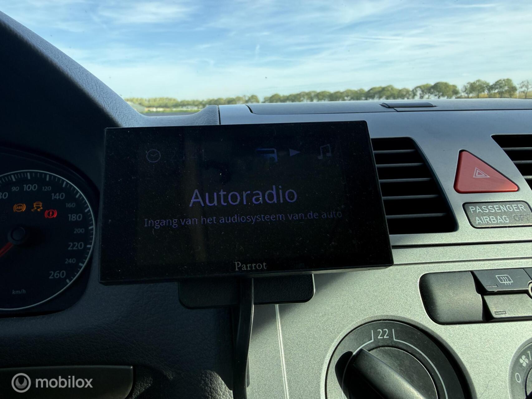 Foto van Volkswagen Touran Van Tdi 77 KW