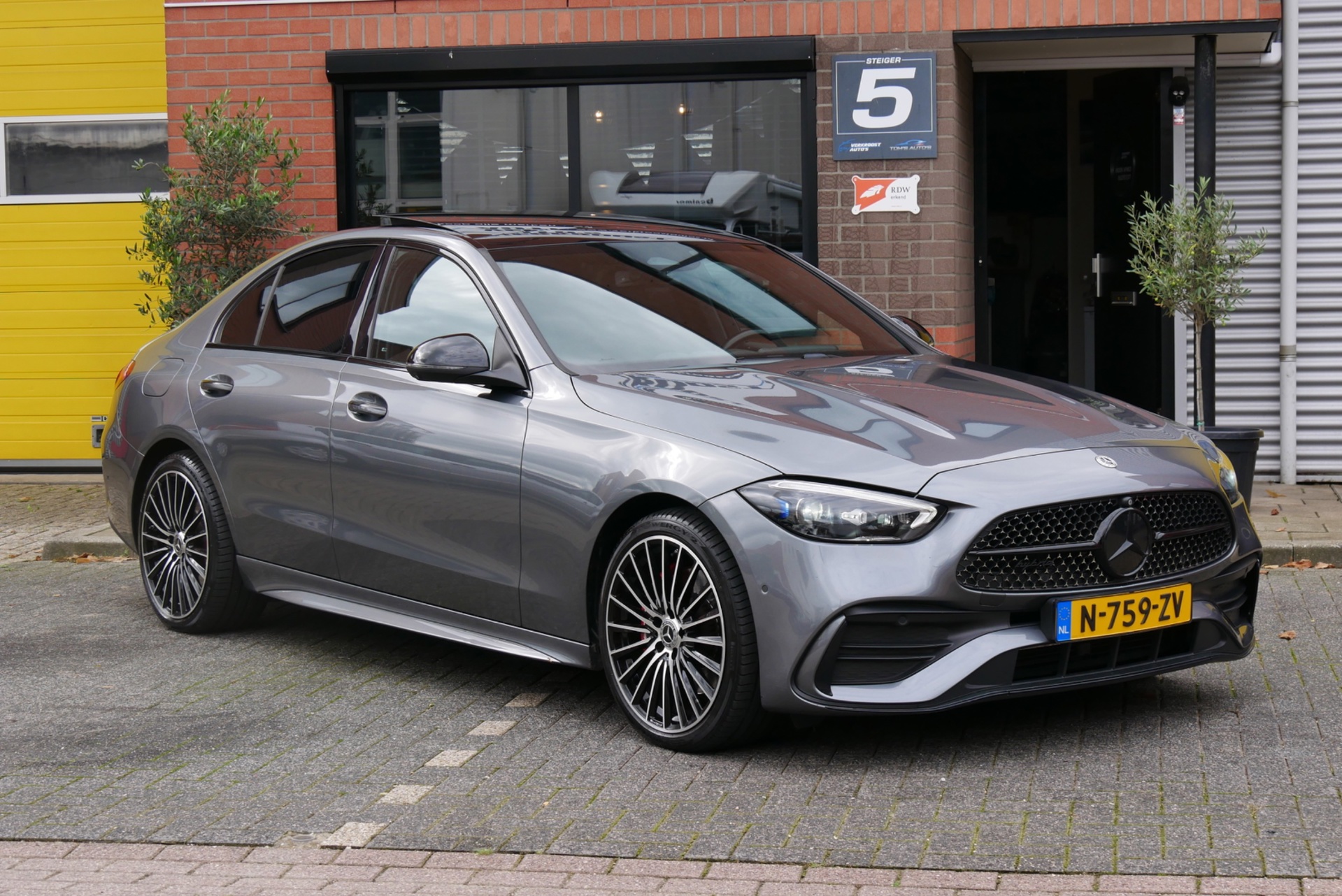 Foto van Mercedes-Benz C 300 E