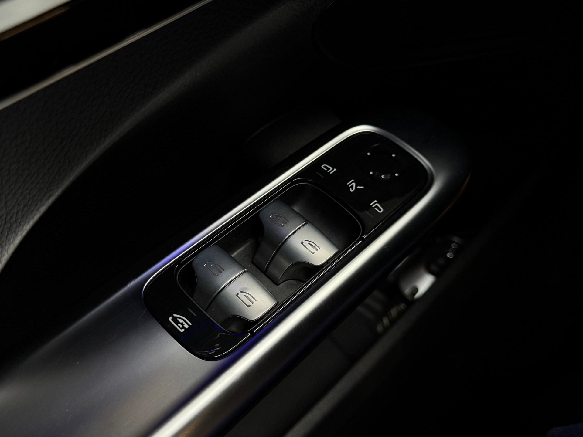 Foto van Mercedes-Benz C 300 E
