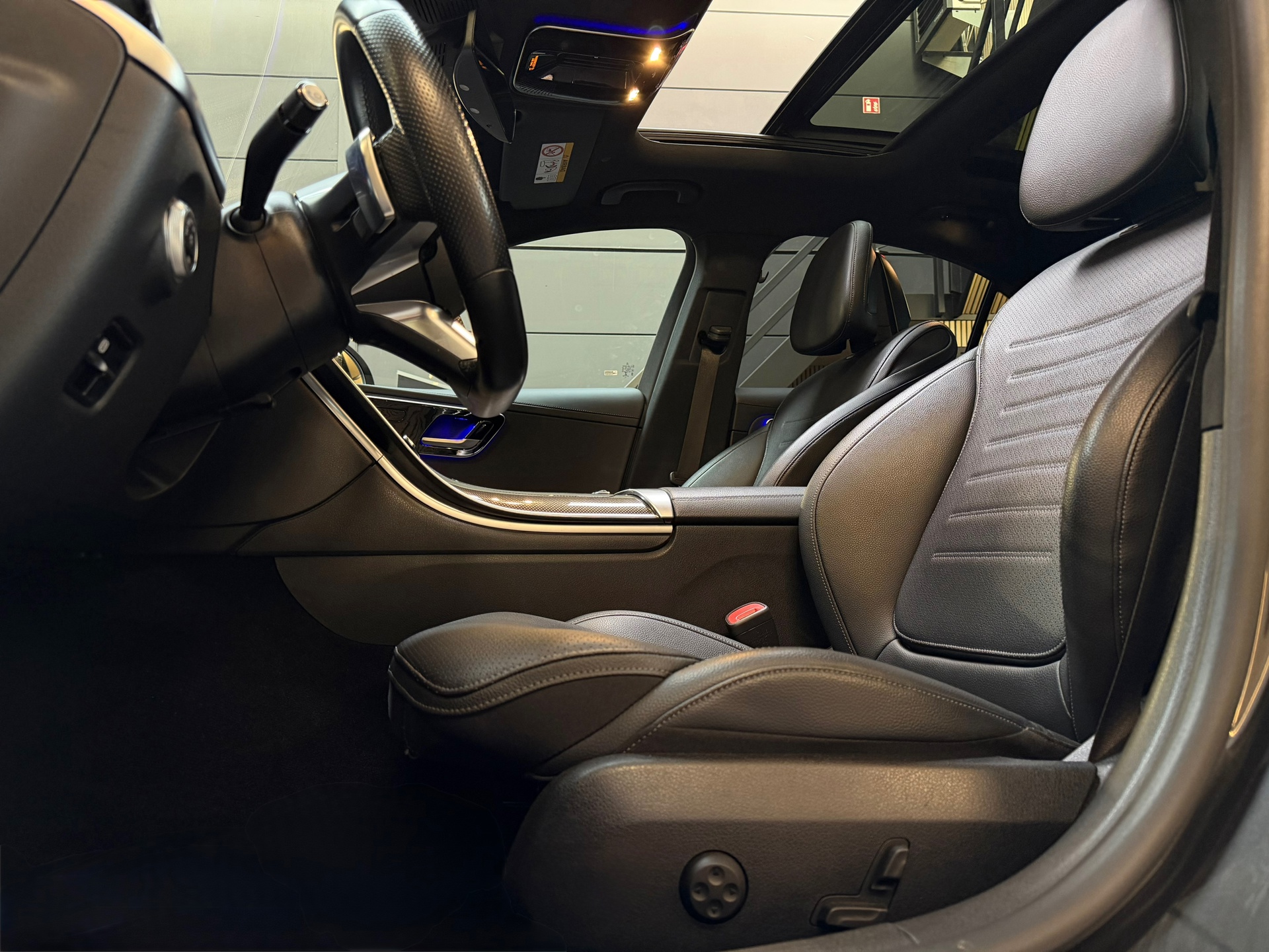 Foto van Mercedes-Benz C 300 E