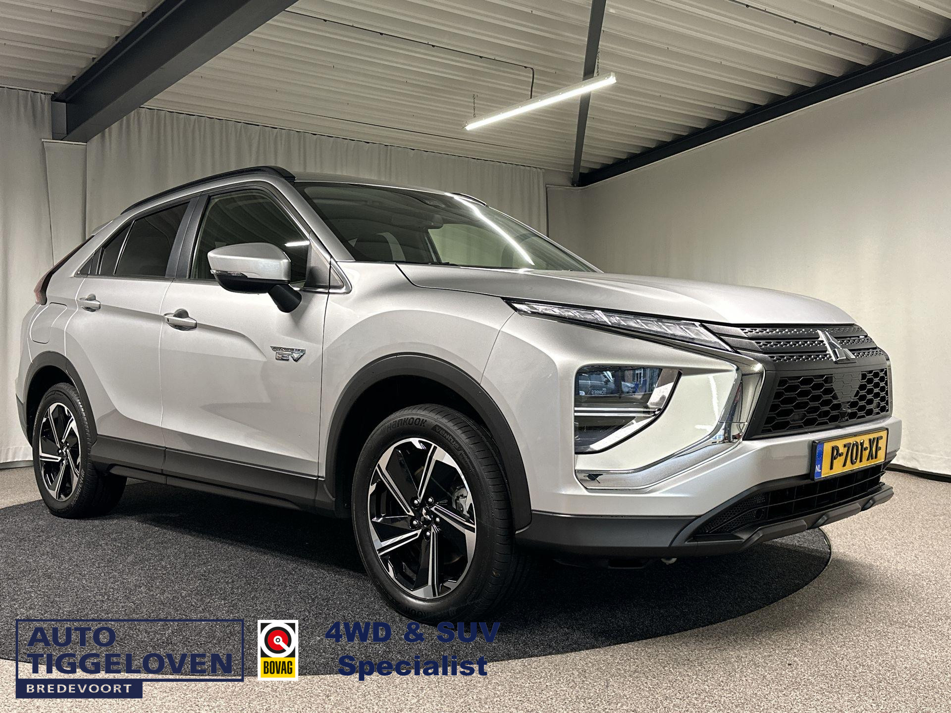 Mitsubishi Mitsubishi Eclipse Cross 2.4 PHEV Intense 2021 - voorkant