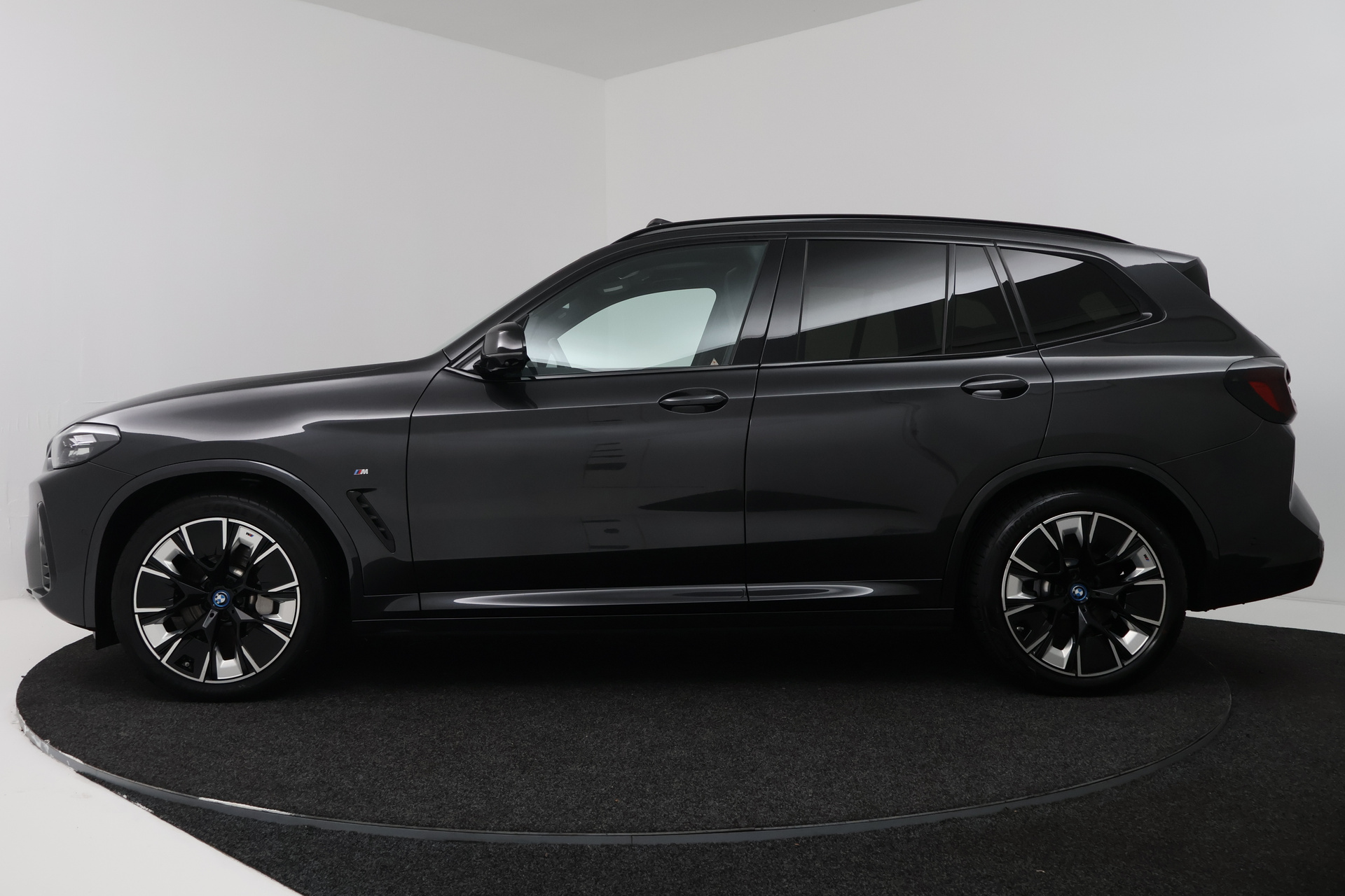 Foto van BMW Ix3