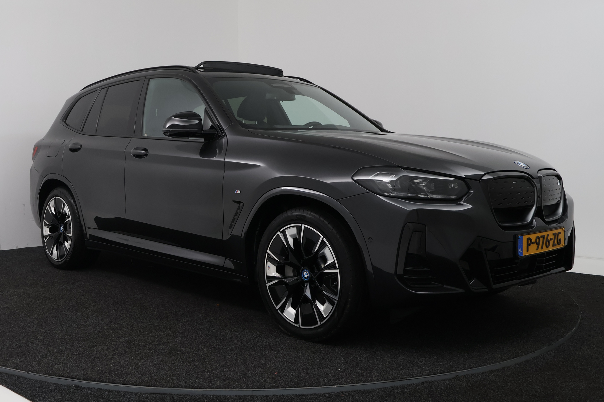 Foto van BMW Ix3